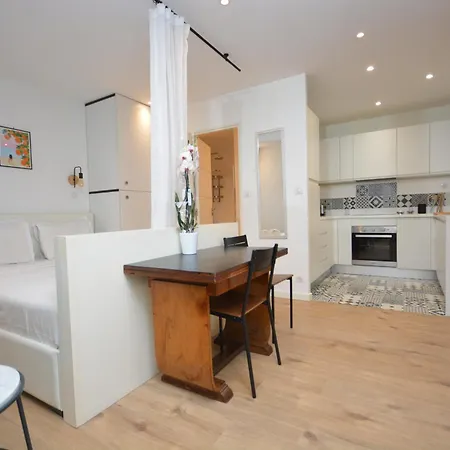 Hotel apartamentowy Cosy Bourse Grands Boulevards 4*