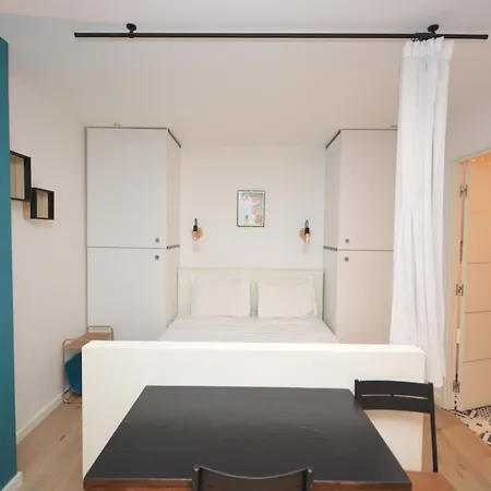 アパートホテル Cosy Bourse Grands Boulevards 4*