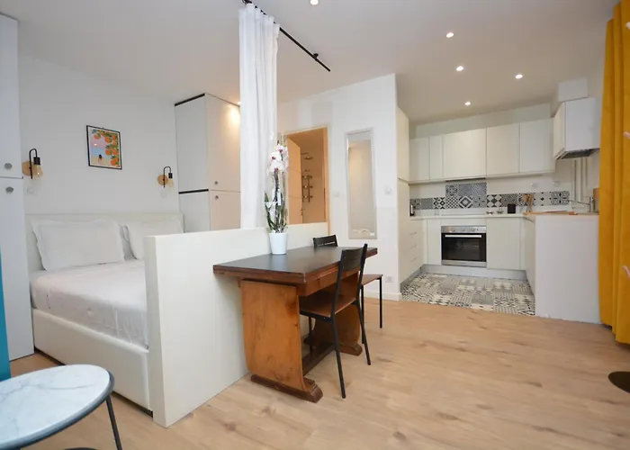 Cosy Bourse Grands Boulevards 4*